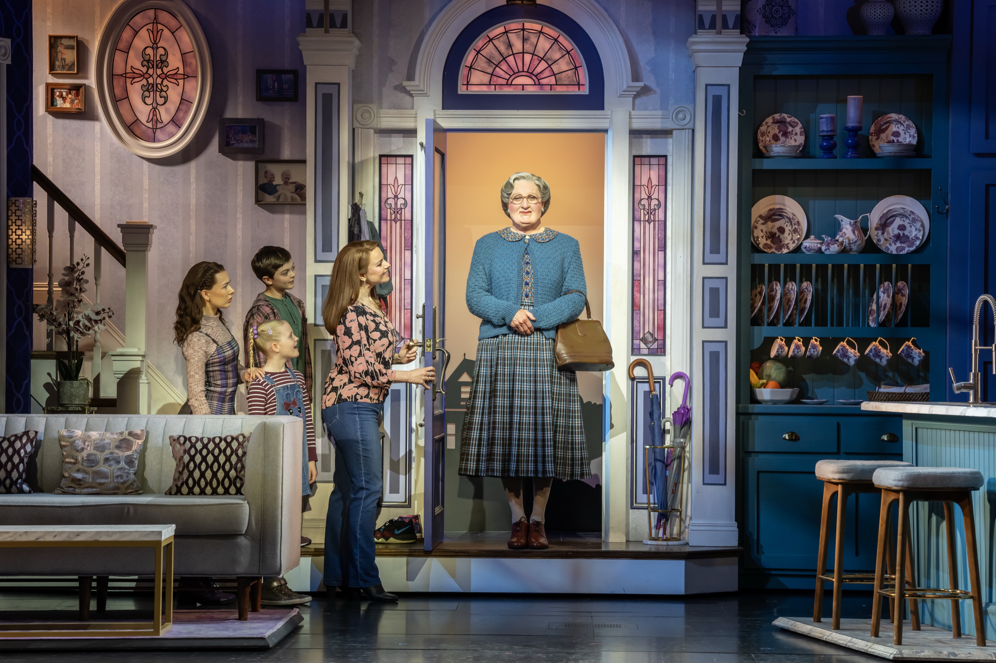 The West End production of MRS. DOUBTFIRE. Photo: Johan Persson.